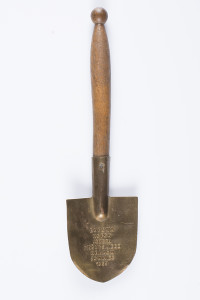 3. Łopatka pamiątkowa „Budowa Kopca Józefa Piłsudskiego”, Polska, 1935 r.